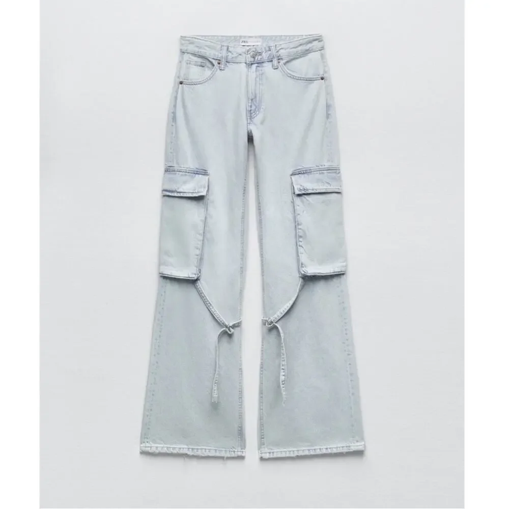 ZARA TRF MID-RISE BELT LOOP CARGO JEANS